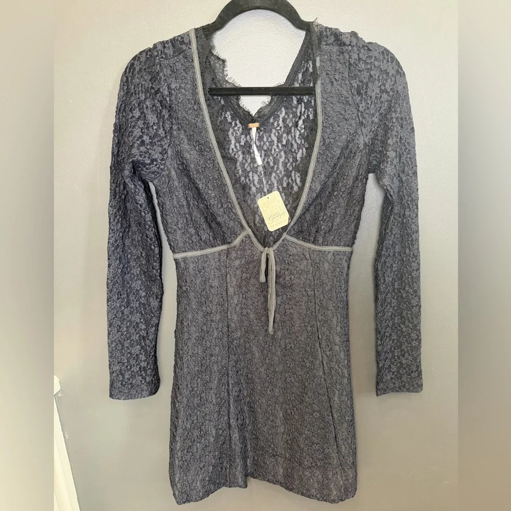 Free People Black Lace Textured Long Sleeve Tie Front Mini Dress‎ NWT Size Small